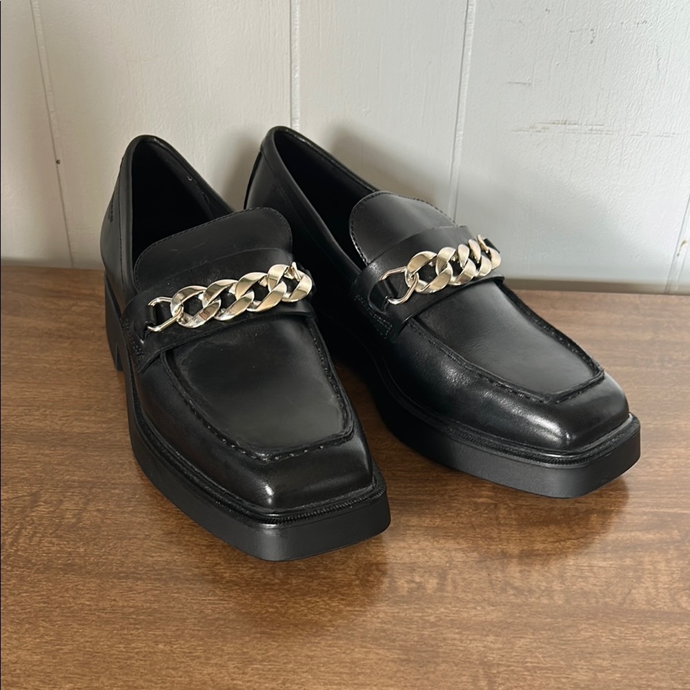 Vagabond Jillian square toe loafer, size 38 (8)